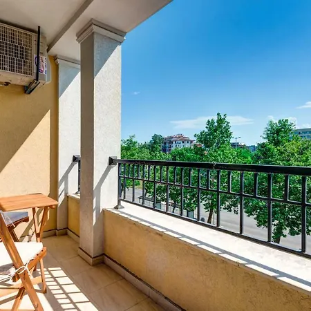 Апартаменты Studio Zia 3- Great Place In Lazur Бургас
